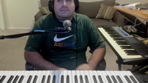 Snapshot of aaroleplayer chatting on October 12, 1:21 am Aaron online show from October 12, 1:21 am