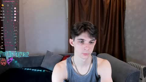 Aaron Bang online show from April 19, 7:49 pm