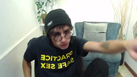 Aaron online show from March 2, 12:01 pm