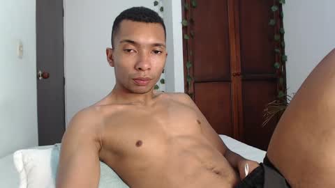 Heyy my name is Aaron online show from December 26, 1:54 pm
