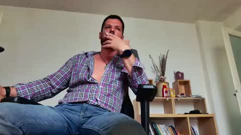 Aaron online show from May 20, 6:53 am