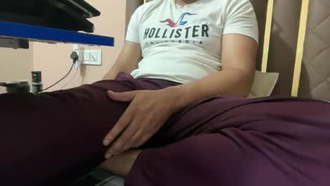 aaryan_sexoo online show from October 1, 9:35 am