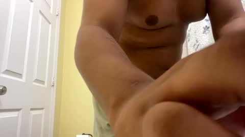 Snapshot of aboveaverage39 chatting on October 23, 12:08 pm aboveaverage39 online show from October 23, 12:08 pm