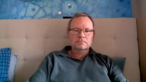 Snapshot of accel4 chatting on September 19, 9:21 am accel4 online show from September 19, 9:21 am