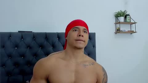 adam boss online show from October 4, 5:18 pm