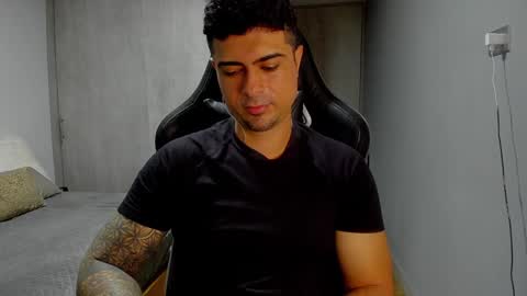 adam clarke online show from January 17, 2:29 am