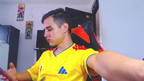 adam hot11 online show from March 29, 9:59 pm