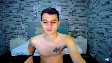 Snapshot of adam_hot11 chatting on October 6, 7:51 pm adam hot11 online show from October 6, 7:51 pm