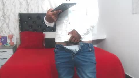 adam_morgan2 online show from September 16, 7:04 pm