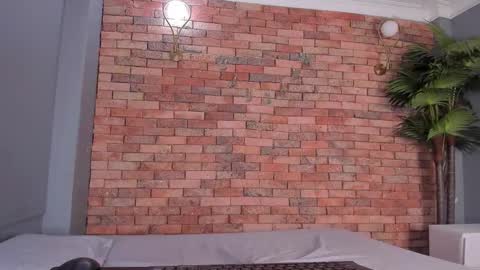 adam_piarse online show from December 19, 1:57 am