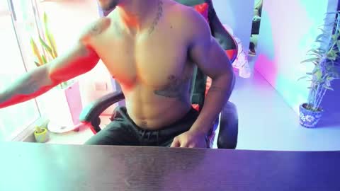 Adam Valencia online show from October 23, 7:06 pm