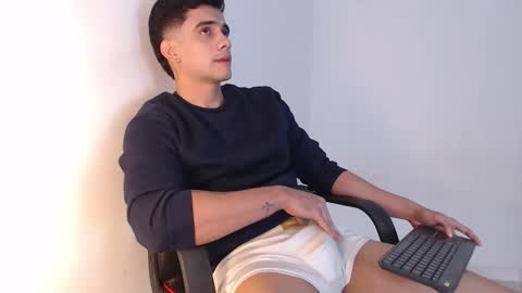 jhoan online show from October 9, 8:30 am