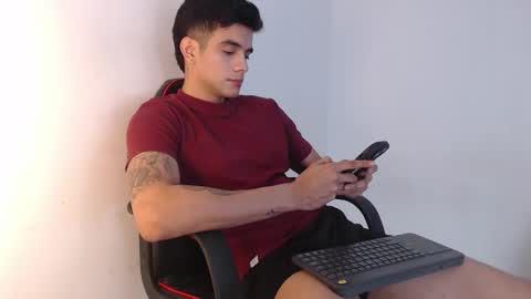 jhoan online show from November 3, 6:39 am