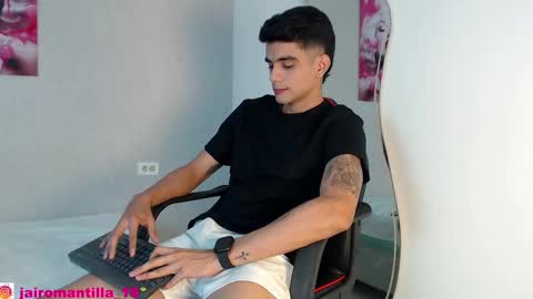 jhoan online show from February 18, 4:37 am