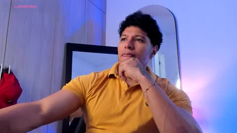 adambrocs1 online show from March 2, 3:08 pm