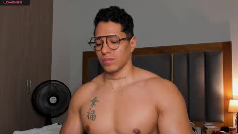 Snapshot of adambrocs1 chatting on March 10, 8:28 am adambrocs1 online show from March 10, 8:28 am