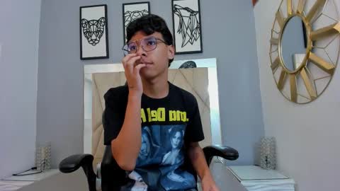 Adams Bobby online show from March 2, 11:17 am