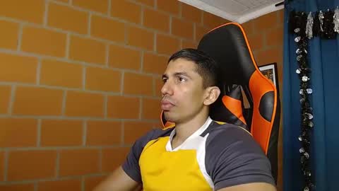 Adan Sin online show from January 21, 2:44 pm