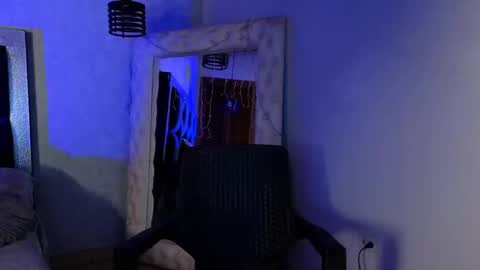 Ades online show from October 6, 11:48 am