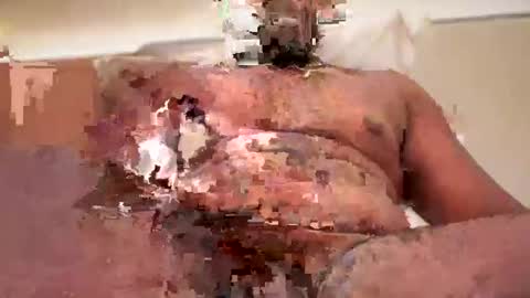 Snapshot of adibouul chatting on October 23, 10:51 am BobChupa online show from October 23, 10:51 am