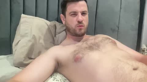 adomi89 online show from October 5, 5:00 am