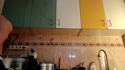 Adonis online show from January 4, 2:04 pm