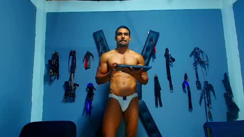 adonisdios online show from May 9, 3:35 pm