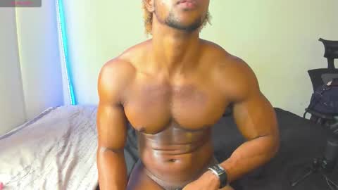 Adonis Knight  online show from October 30, 7:04 pm