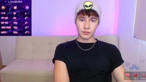 adrian morelli online show from January 10, 8:00 pm