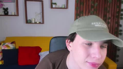 Snapshot of adrianoaubert chatting on March 3, 3:06 am adrianoaubert online show from March 3, 3:06 am