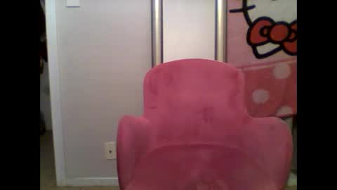 adrianpauli online show from May 18, 4:51 am