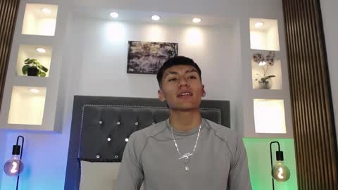 adrianstark_ online show from June 8, 12:50 pm