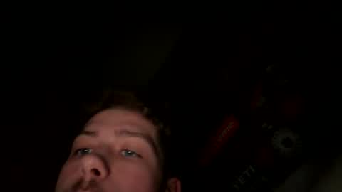 aiden16124 online show from April 4, 12:40 am