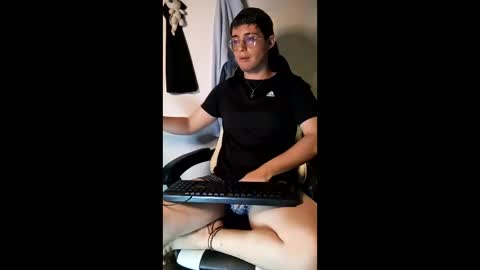 Aiden online show from February 12, 9:32 pm