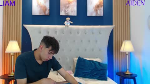 Aiden online show from May 14, 1:31 pm
