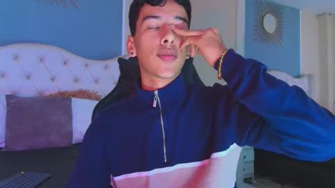 aiden_royce online show from September 27, 11:19 am