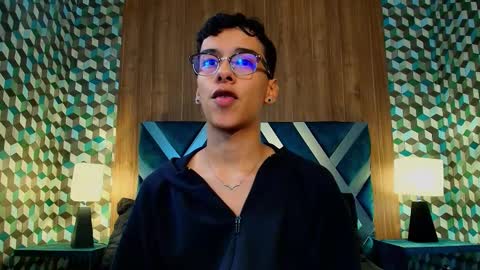 aiden_royce online show from September 20, 3:28 am