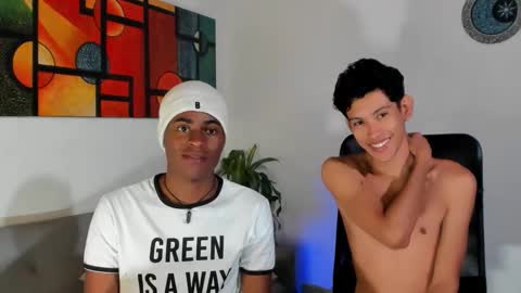 Snapshot of alan_scot chatting on September 14, 2:46 am Alan and Criss - WE JUST FRIENDS WITH BENEFITS BOTH VERS online show from September 14, 2:46 am