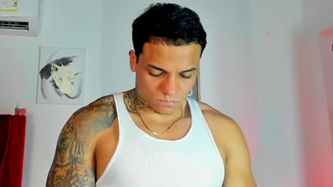 alan_vitori online show from April 28, 10:25 pm