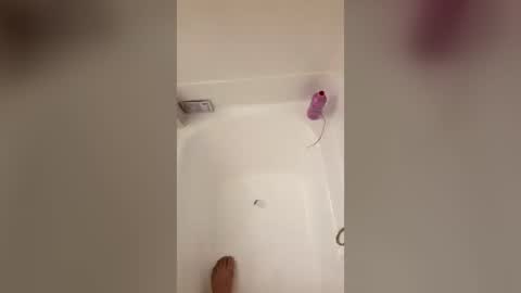 alancaeuxxx online show from August 2, 9:35 pm