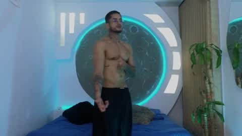 alan online show from March 20, 12:53 pm