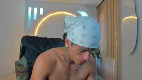 alan online show from December 18, 1:12 pm