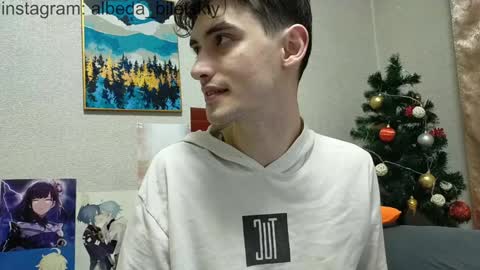 Albedo online show from December 25, 9:11 pm