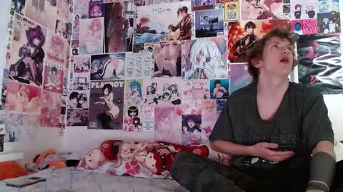 Albert You can ------------ support me at  online show from October 12, 3:33 am