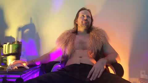 Snapshot of albinoadonis chatting on November 1, 4:05 am albinoadonis online show from November 1, 4:05 am