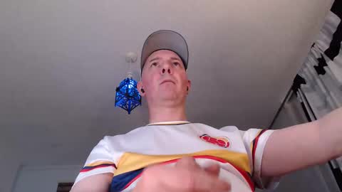 aldovitzo online show from April 1, 11:02 pm