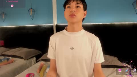 ale_aurarashi online show from September 8, 10:09 pm