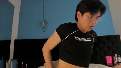 ale_aurarashi online show from October 2, 11:53 pm