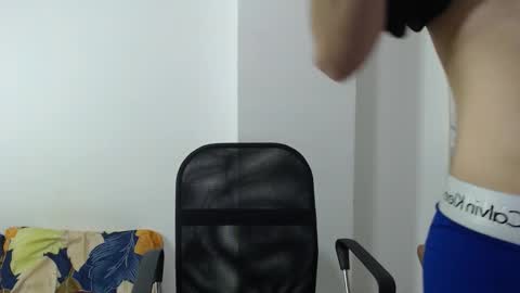 aleex_miller online show from October 4, 12:05 am