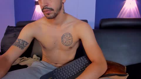 Alejo  online show from October 7, 11:53 pm